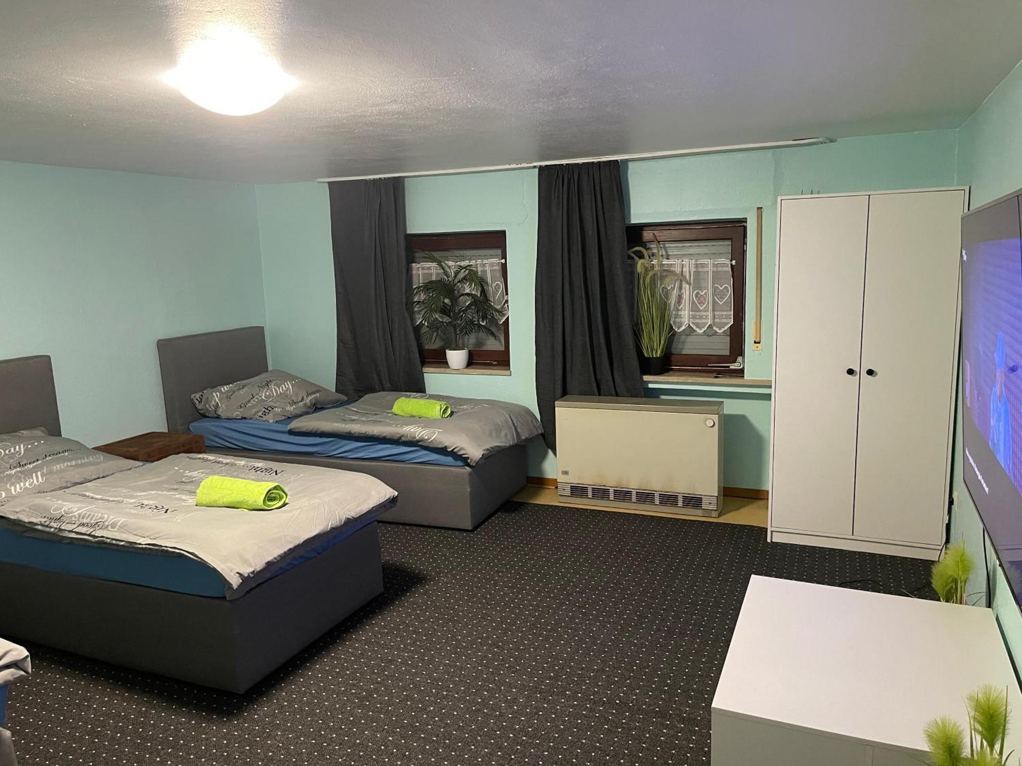 Chambre Avec 3 Lits Trier Exterior photo